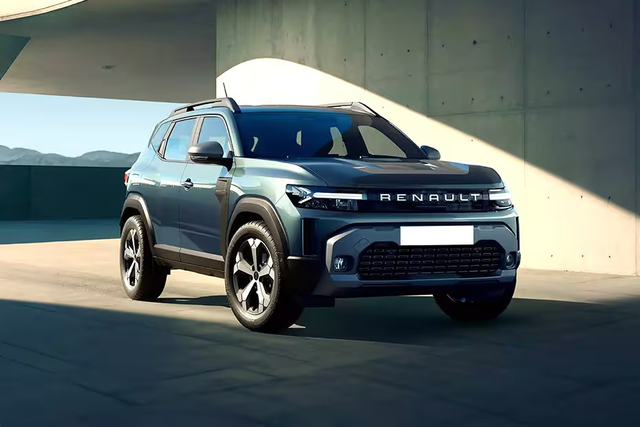 Sleek, modern Renault SUV with a bold front grille and sculpted body.
